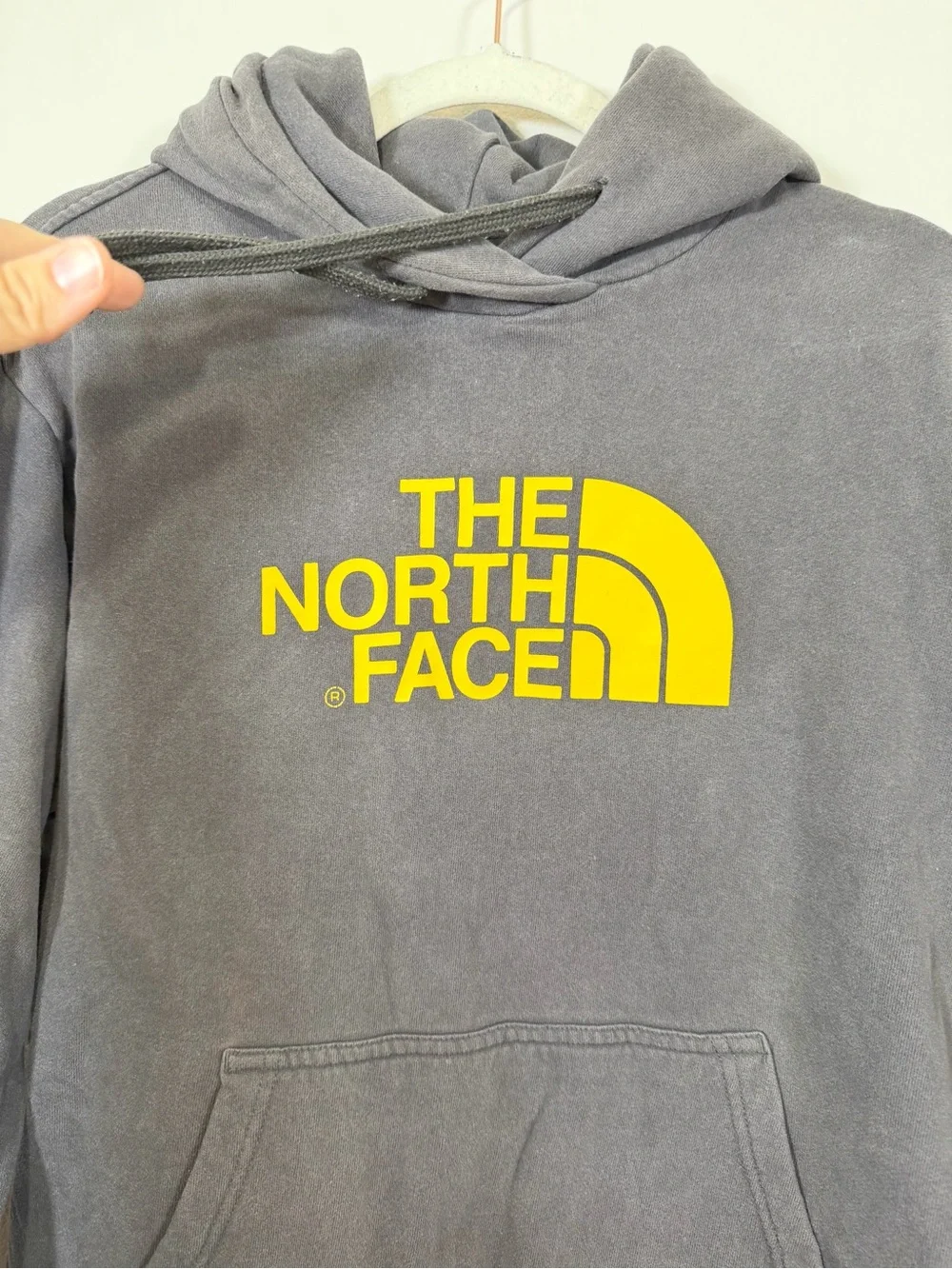 The North Face Sweatshirt Gray Hoodie Yellow Logo Heavy Outdoor Pullover Men M